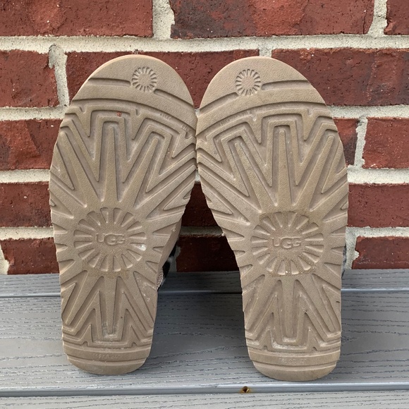 UGG Mini Fluff Quilted Animal Print Boot - Picture 5 of 13